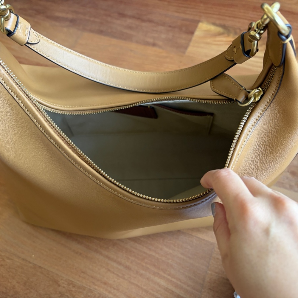 Authentic COACH Juliet 38 Honey Brown - Picture 8 of 17